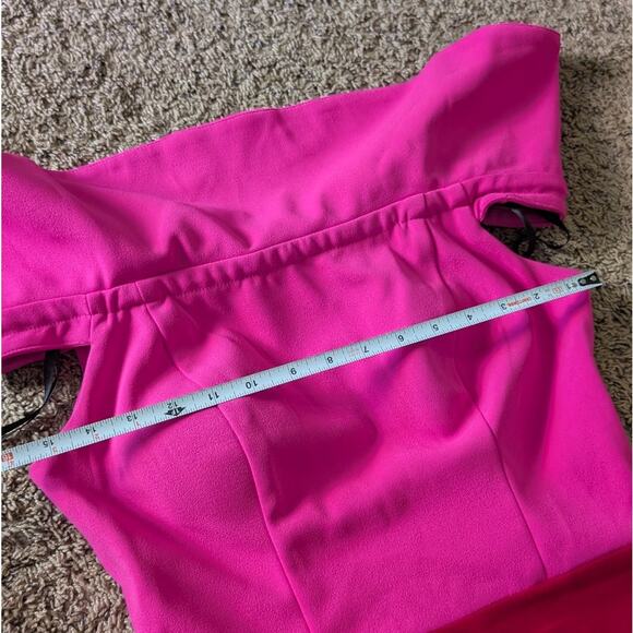 Betsy & Adam Pink/Red Off the Shoulder Long Formal Gown Dress, size 6 - Picture 6 of 11